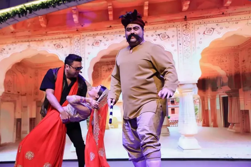 “Komedixana” radioda!