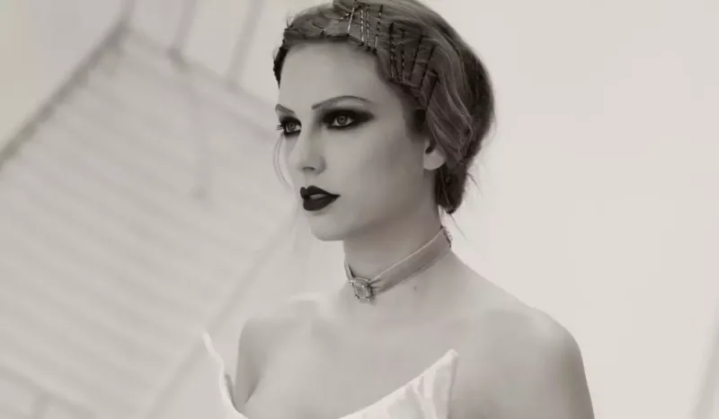 Teylor yeni albomu ilə rekord qırdı