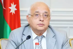 Xalq yazıçısı Elçin əməliyyat olundu