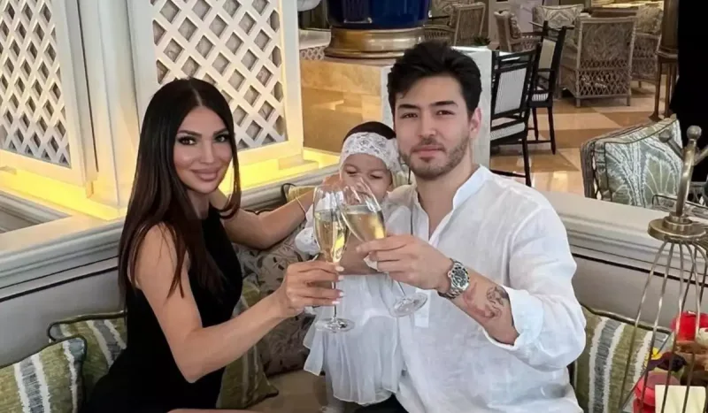 Azərbaycanlı modelin qızı 1 yaşında!