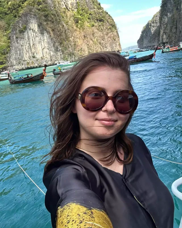 “Çox səyahətə pulsuz gedirik”