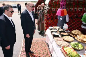 Prezidentlərin Ağdama səfərindən maraqlı fotolar