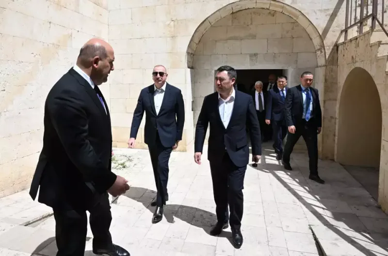 Prezidentlərin Ağdama səfərindən maraqlı fotolar