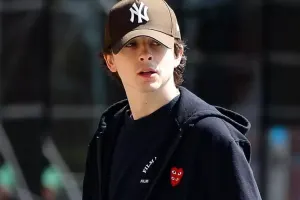 Kofe içərkən görüntüləndi...