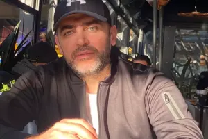 “Rusca yox, türkcə danışmalıyıq”