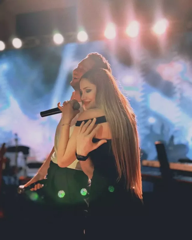 “Bu kimin əlidir, Eldar?”