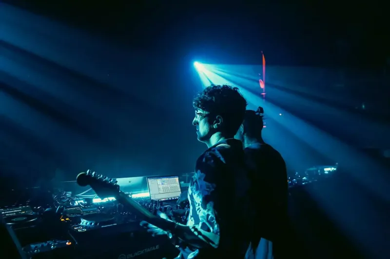 Bakıdakı klub dünyanın 100 ən yaxşı əyləncə məkanı siyahısında!