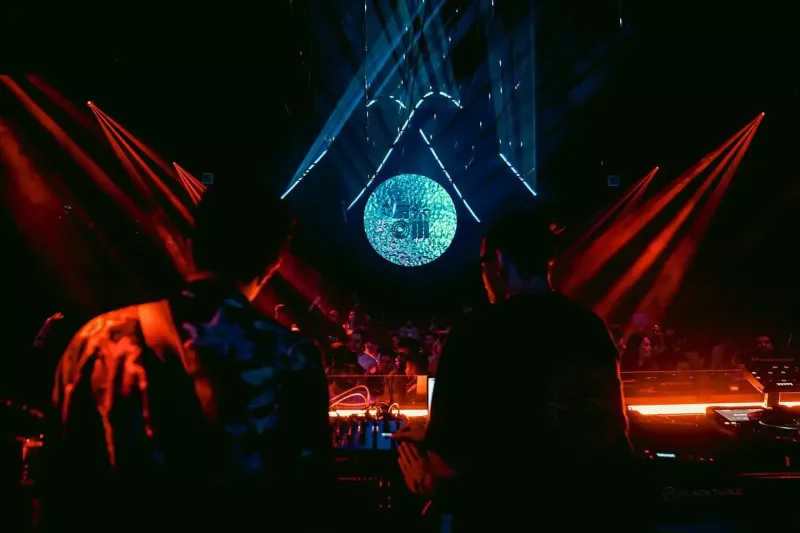 Bakıdakı klub dünyanın 100 ən yaxşı əyləncə məkanı siyahısında!