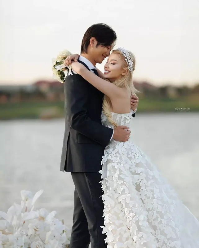 Azərbaycanlı model koreyalı bəylə ailə qurdu