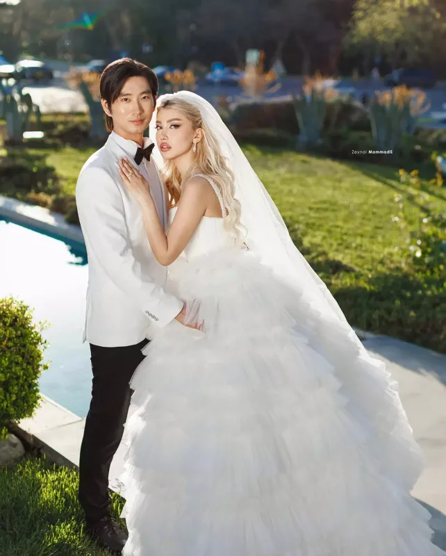 Azərbaycanlı model koreyalı bəylə ailə qurdu