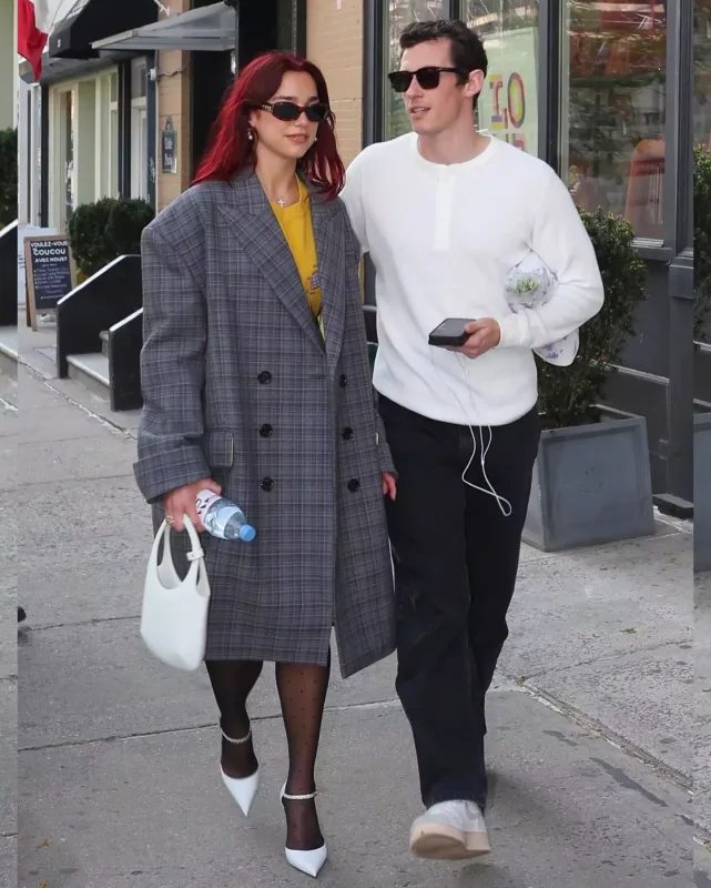 Dua sevgilisi ilə Nyu-York küçələrində