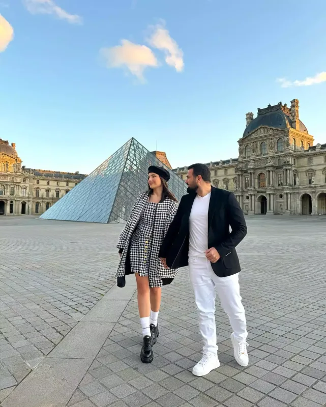 Azərbaycanlı cütlük izləyicilərinə ev hədiyyə verəcək!