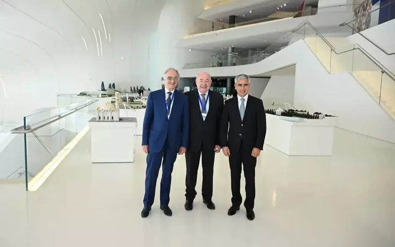 Mixail Şvıdkoy Anar Ələkbərovla görüşdü