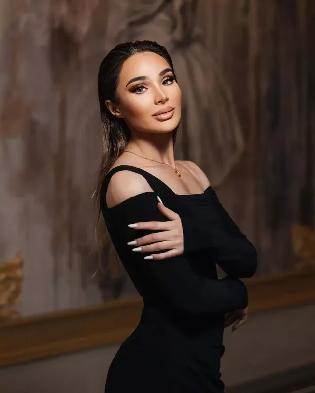 Ülviyyənin iki illik dəyişimi