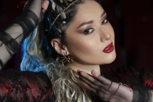 Nərmin “Dəli-divanə” dedi