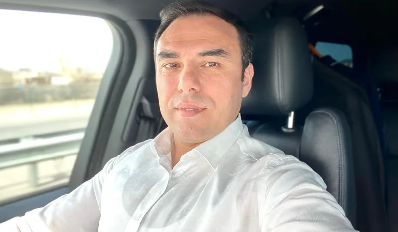 “Kül o eşqin başına ki, bazarda satılır”