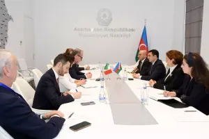 Mədəniyyət naziri İtaliya nümayəndə heyəti ilə görüşdü