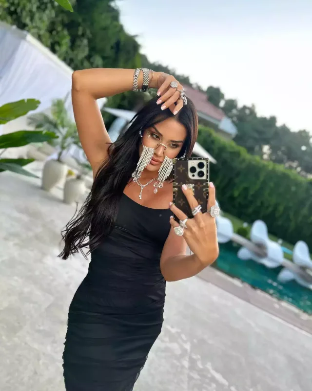 Dilan üçün azadlıq tələbi