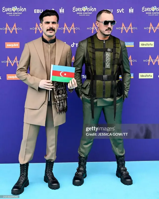 Təmsilçilərimiz “firuzəyi xalı”da