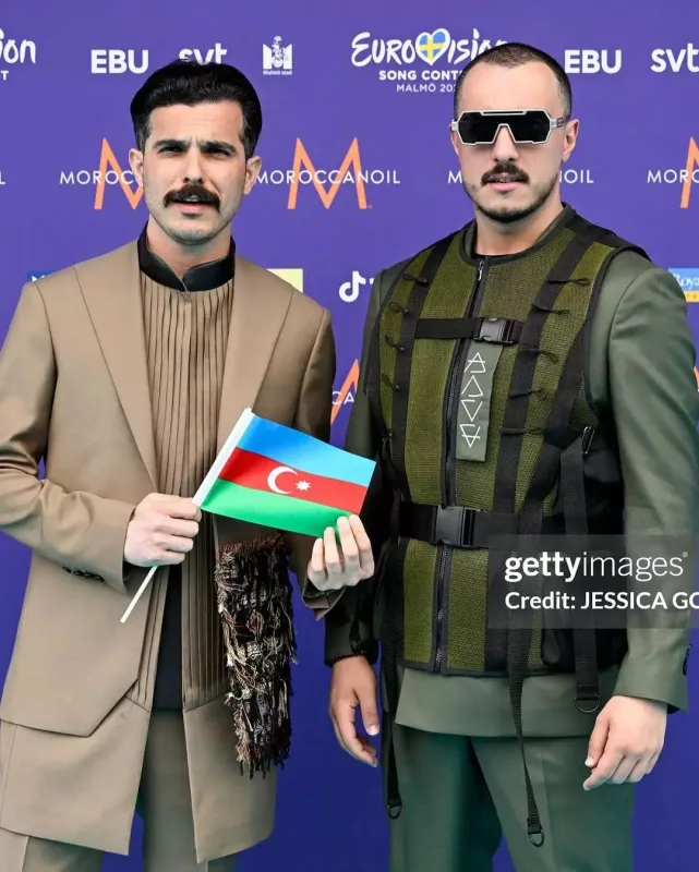 Təmsilçilərimiz “firuzəyi xalı”da