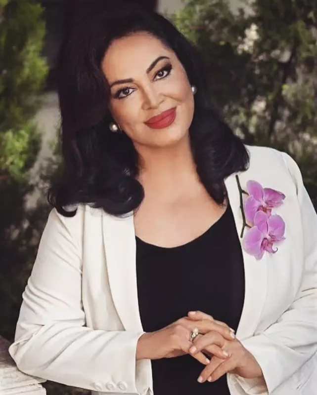 Həkimlərdən Şoraya qadağa!