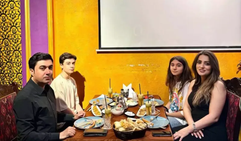 İlk dəfə xanımını paylaşdı