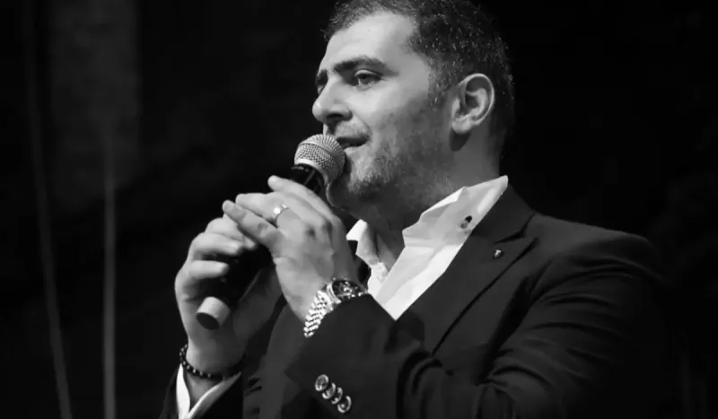 Tunar oğluna kiçik toy edir