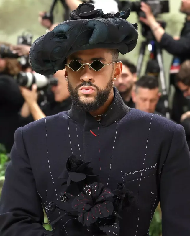 Met Gala 2024-də ulduz keçidi!