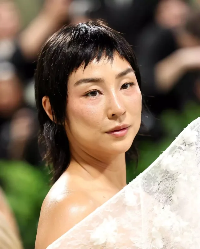 Met Gala 2024-də ulduz keçidi!