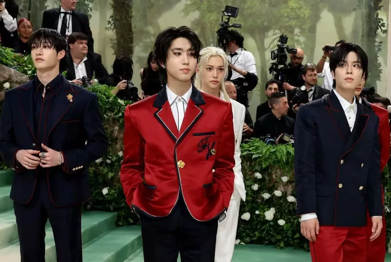 Met Gala 2024-də ulduz keçidi!