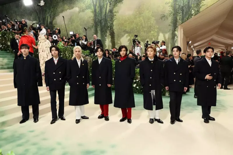 Met Gala 2024-də ulduz keçidi!