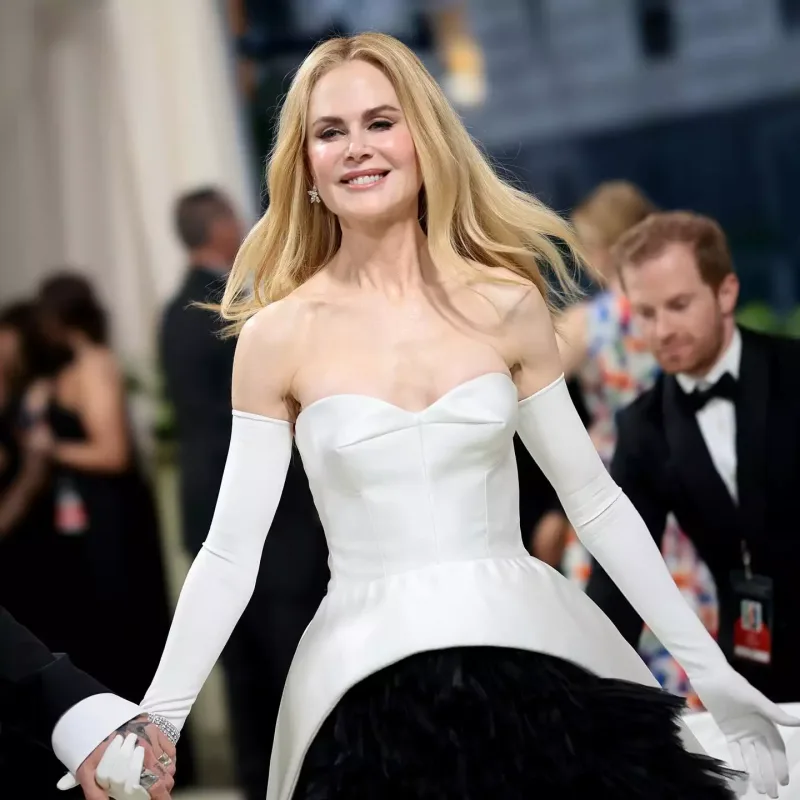 Met Gala 2024-də ulduz keçidi!