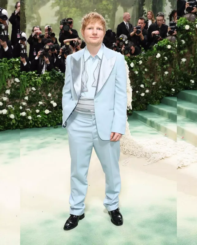 Met Gala 2024-də ulduz keçidi!