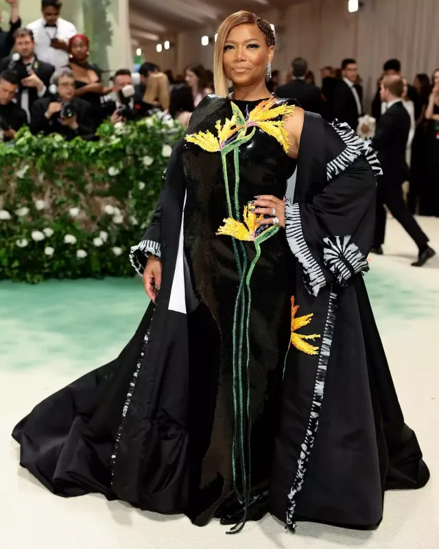 Met Gala 2024-də ulduz keçidi!