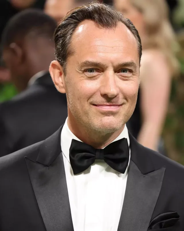 Met Gala 2024-də ulduz keçidi!