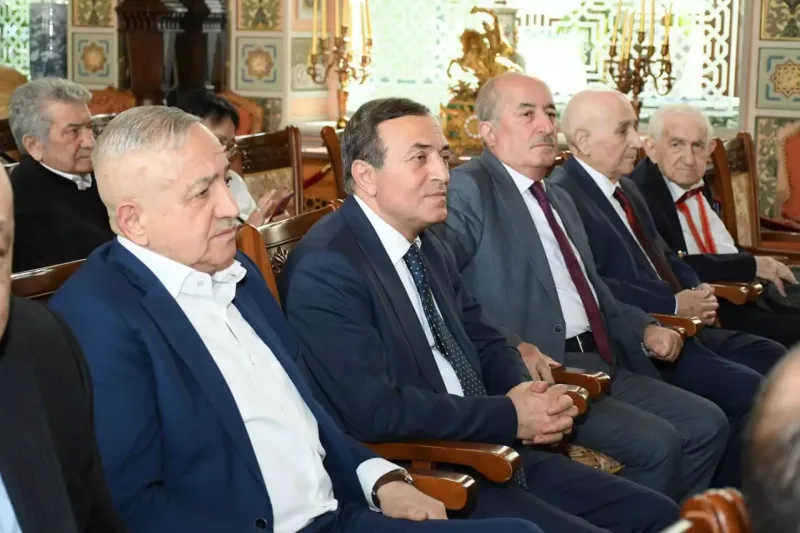 Mədəniyyət nümayəndələrinə medallar təqdim edildi