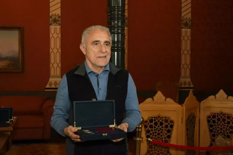 Mədəniyyət nümayəndələrinə medallar təqdim edildi