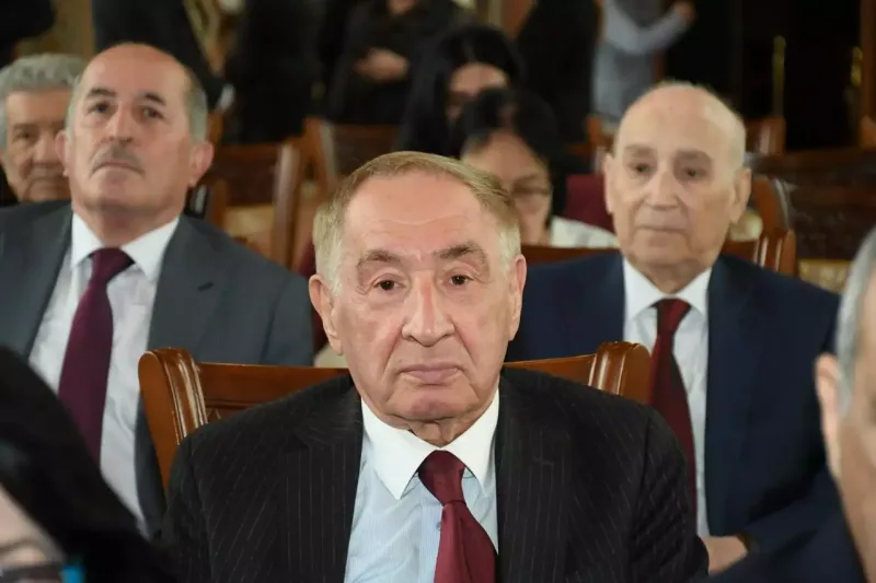 Mədəniyyət nümayəndələrinə medallar təqdim edildi