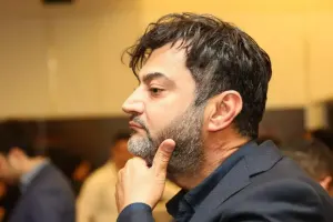 “Bu səmimilik deyil, sırtıqlıqdır”