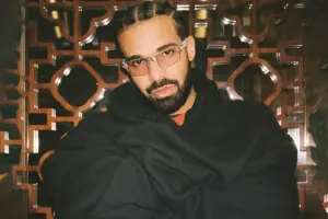 Tanınmış reperin evinə silahlı hücum!