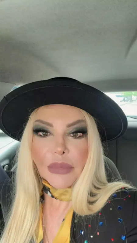 Cəmilənin fərqli tərzi