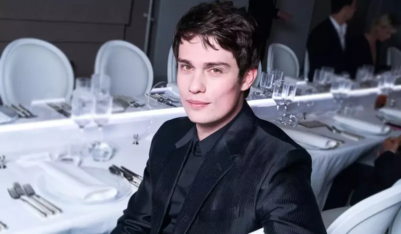 Gey obrazlarına görə özünü günahkar hiss edib...