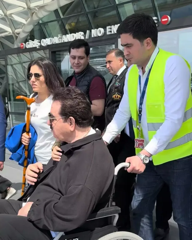 Tatlıses Bakıya əlil arabasında gəldi