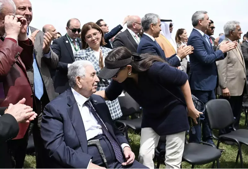 “Xarıbülbül”dən fotolar...
