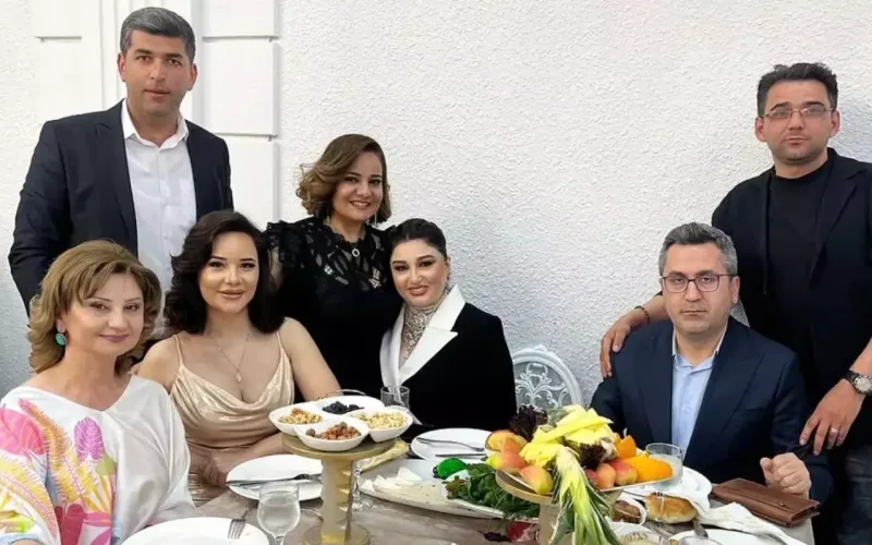 Xuraman oğluna toy etdi