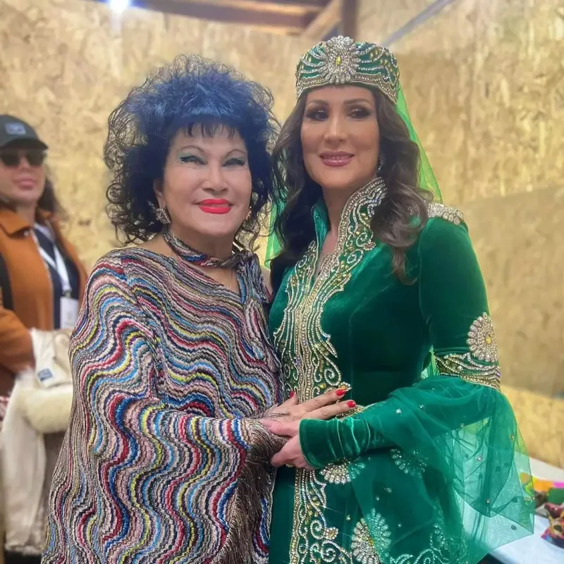 Gülyanaq Məmmədovadan “Xarıbülbül” fotoları