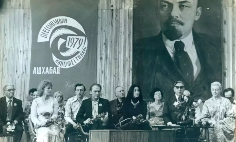 Nəsibə Zeynalovanın arxiv görüntüləri