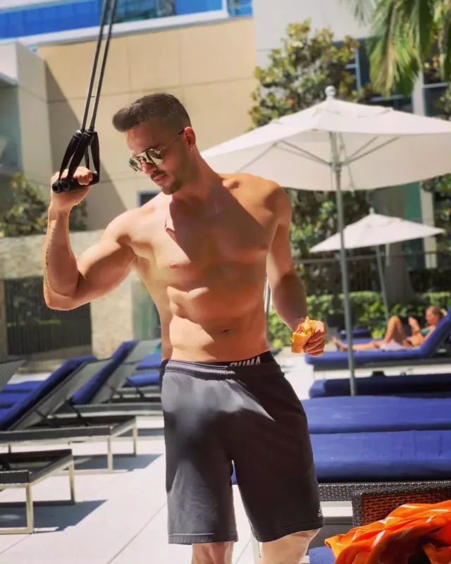 Gökhan Özen seks pəhrizinə girdi