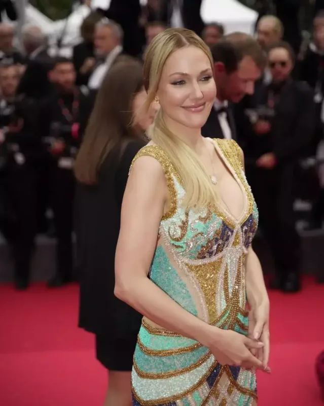 Meryem Üzerli Kannda...