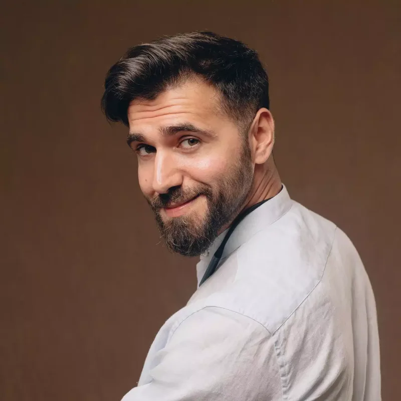 Çingiz Mustafayev ailə qurur!